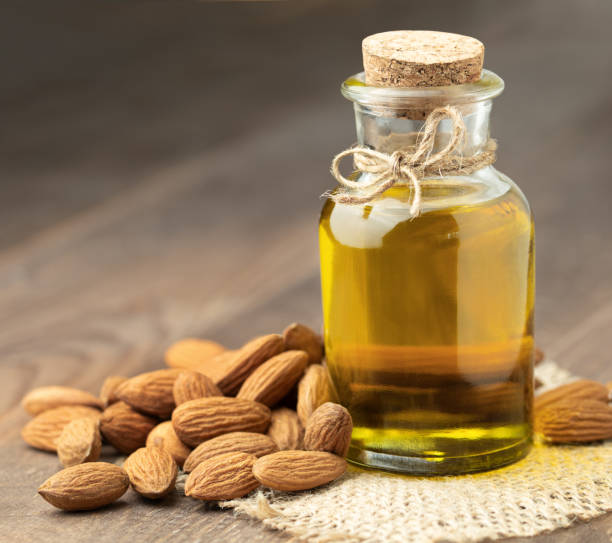Aceite de almendra dulce para la piel: nutrición profunda sin obstruir los poros
